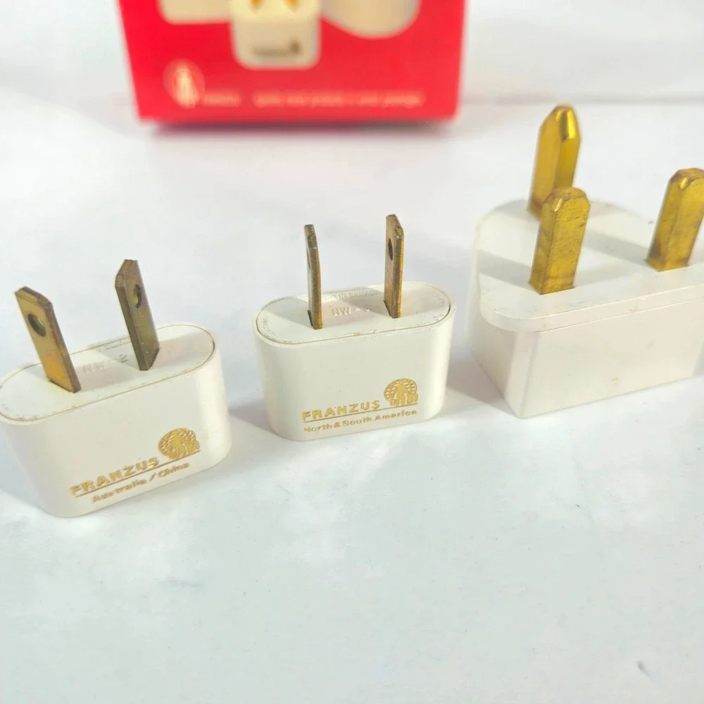 FRANZUS Travel Polarized International Electricity Adapter Plug Set M500 MISSING